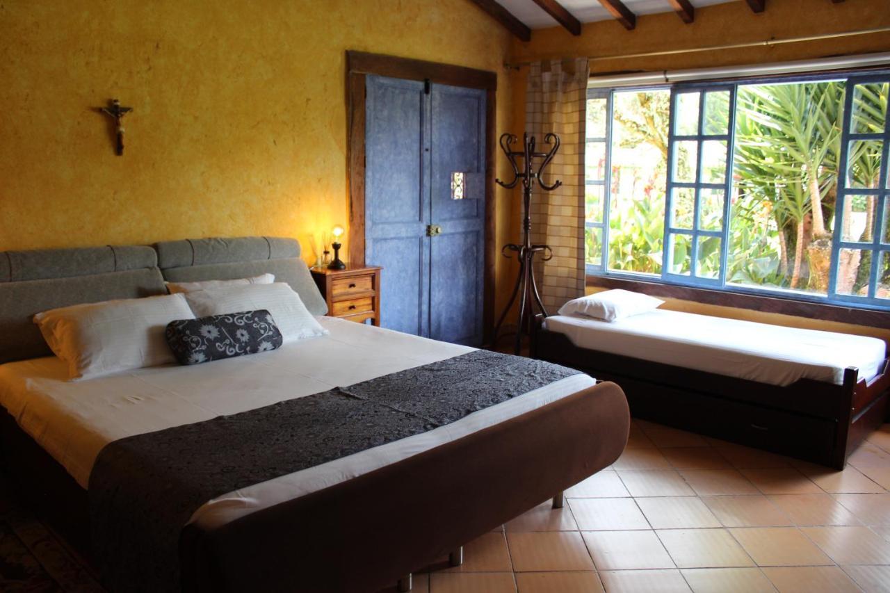 Ecohotel La Masia Llanogrande  エクステリア 写真