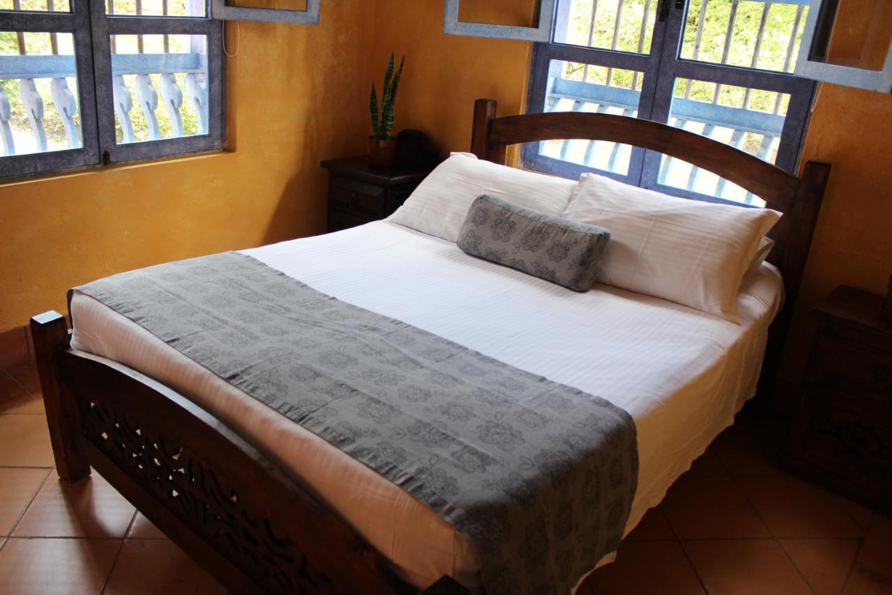 Ecohotel La Masia Llanogrande  エクステリア 写真